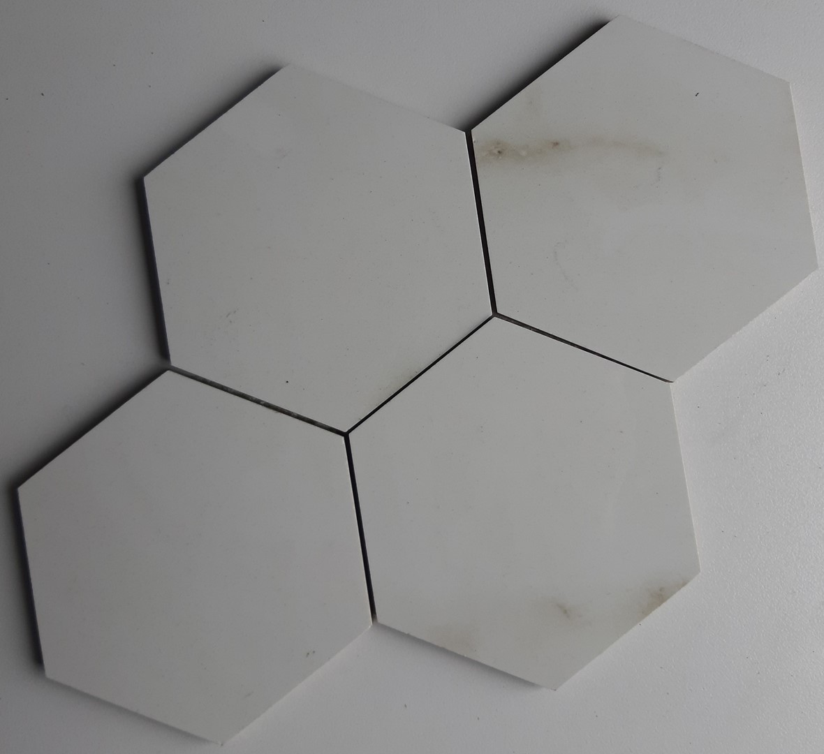 CARRARA PURE POLISHED HEKSAGON 28,3X40,8 GAT.1